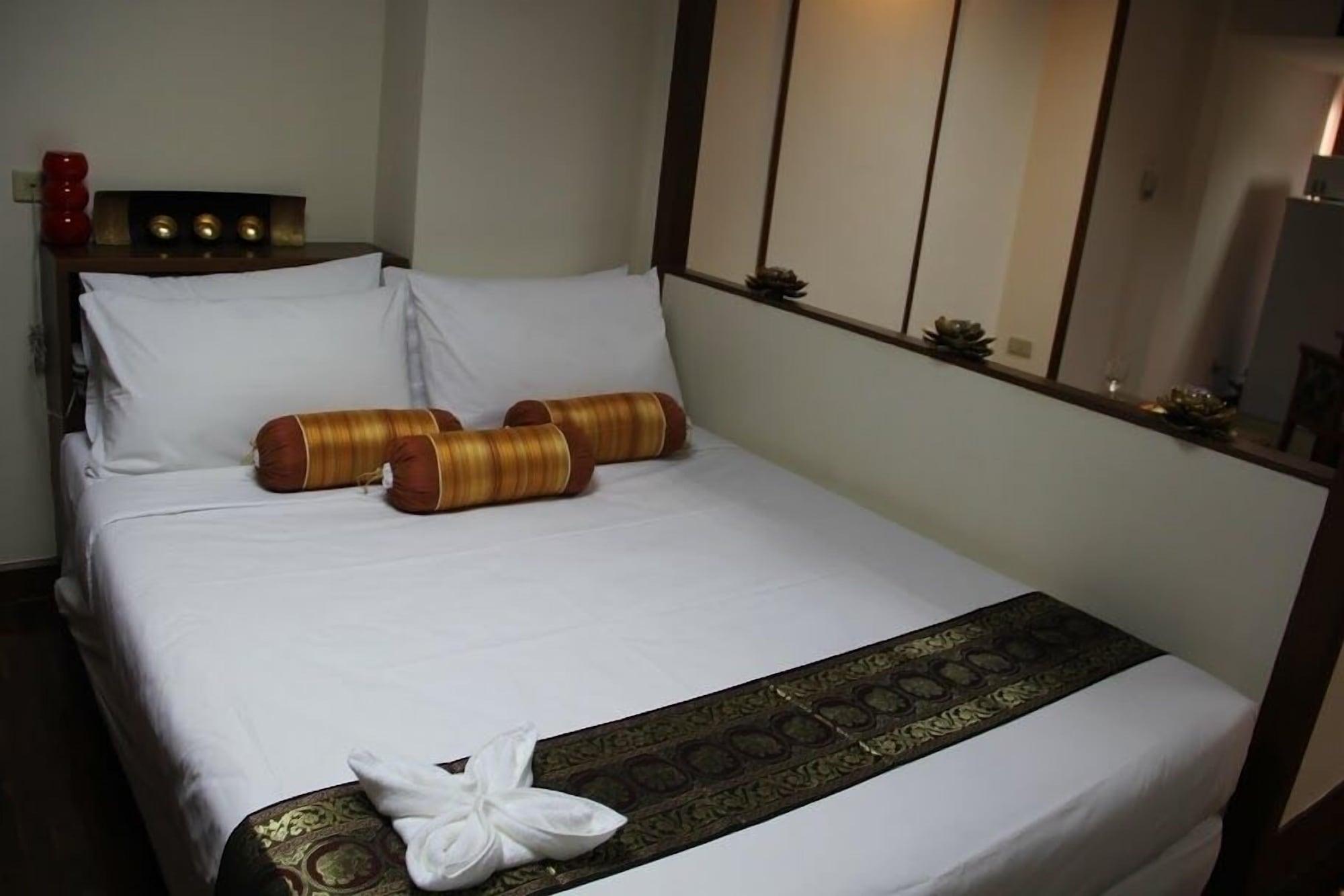 B.S. Court Hotel Sathorn Bangkok Zewnętrze zdjęcie