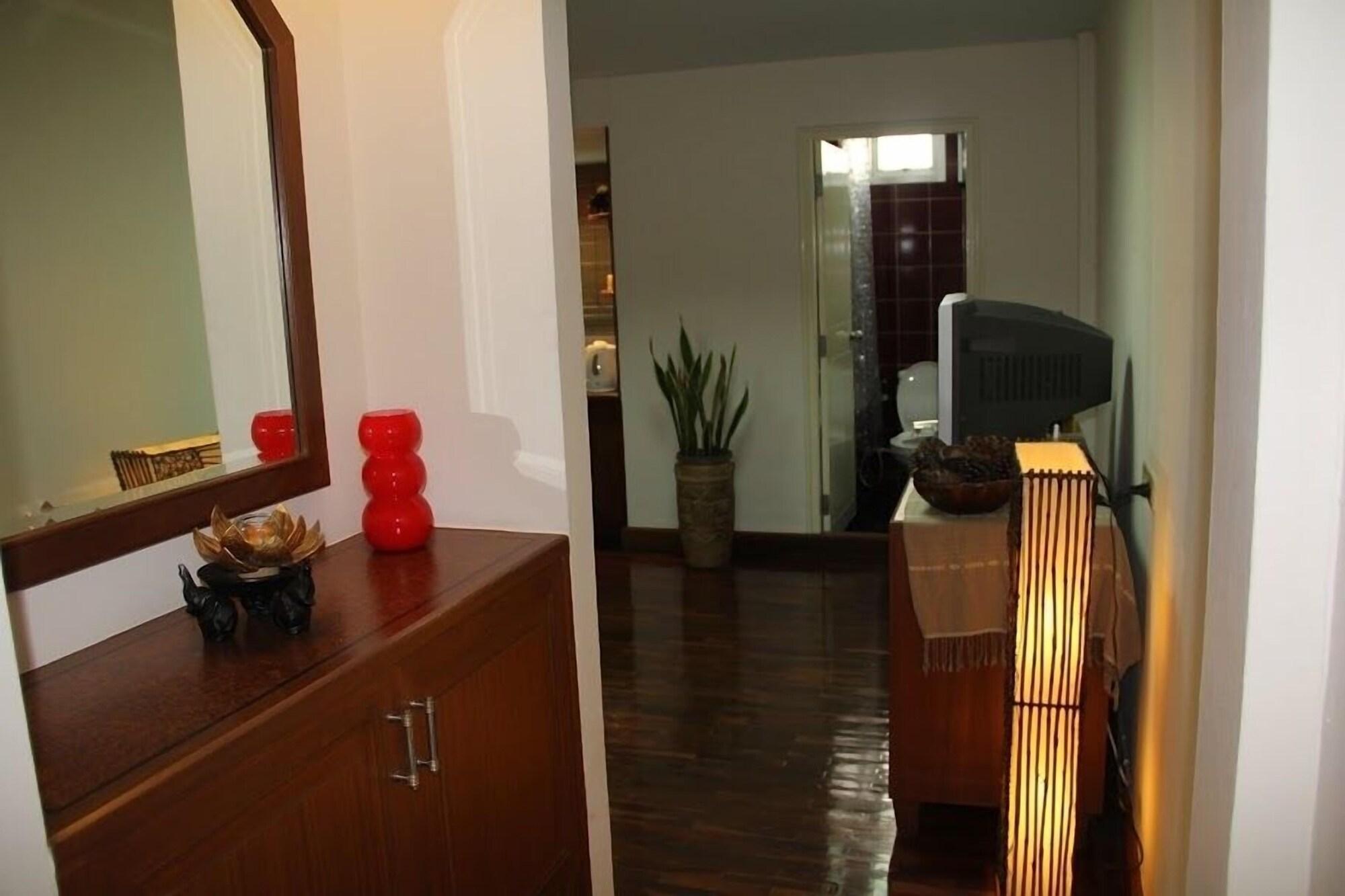 B.S. Court Hotel Sathorn Bangkok Zewnętrze zdjęcie