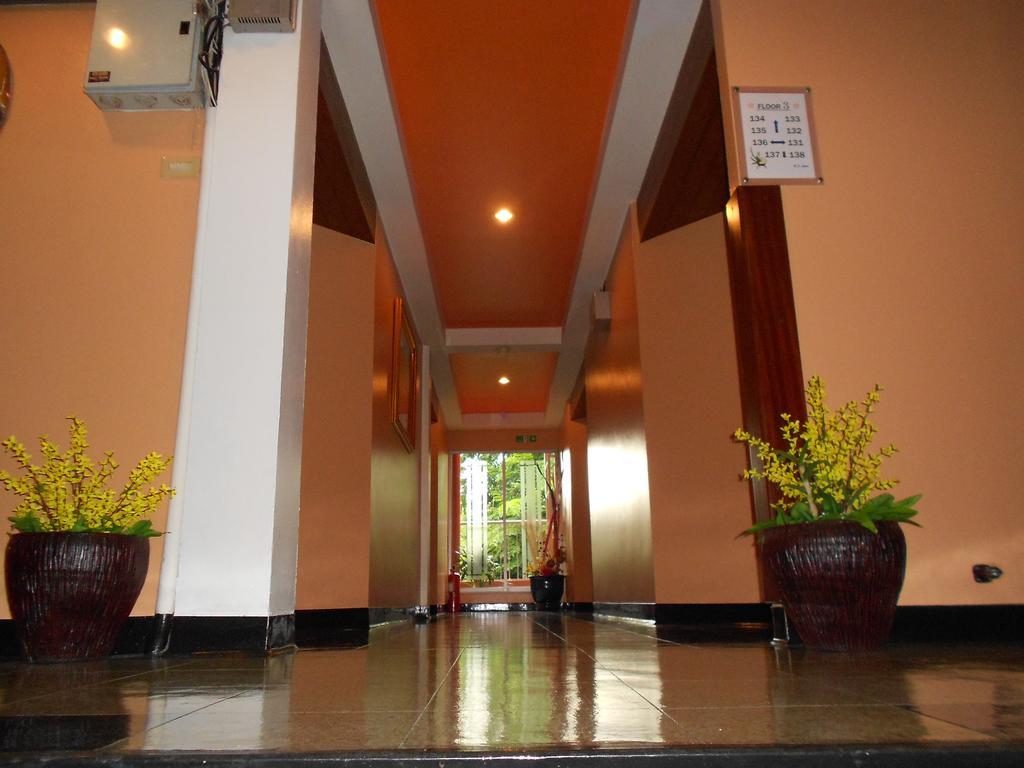 B.S. Court Hotel Sathorn Bangkok Zewnętrze zdjęcie