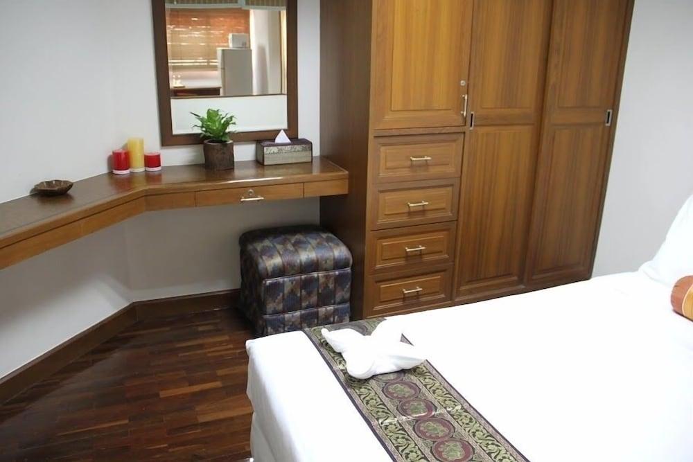 B.S. Court Hotel Sathorn Bangkok Zewnętrze zdjęcie
