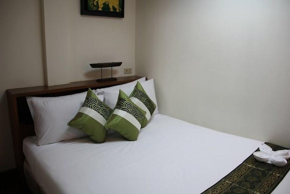 B.S. Court Hotel Sathorn Bangkok Zewnętrze zdjęcie